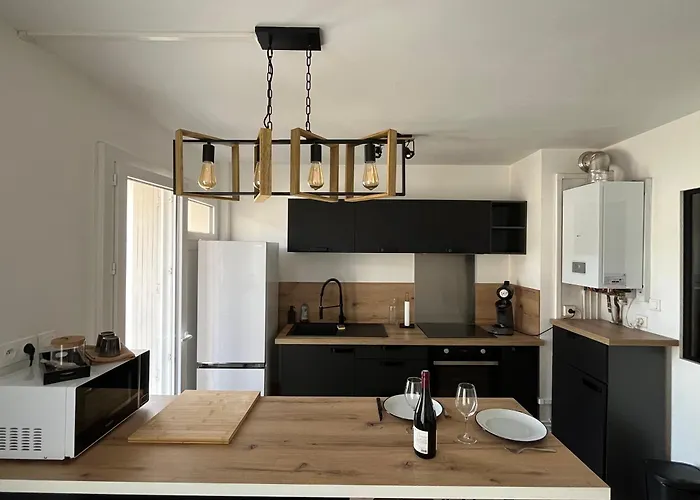 T2 Moderne Hypercentre - Parking Prive *